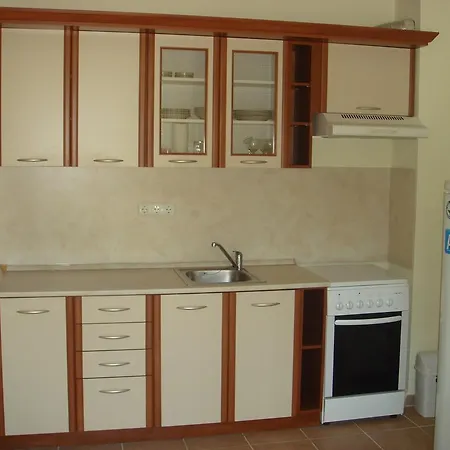 Apartment Studio In *